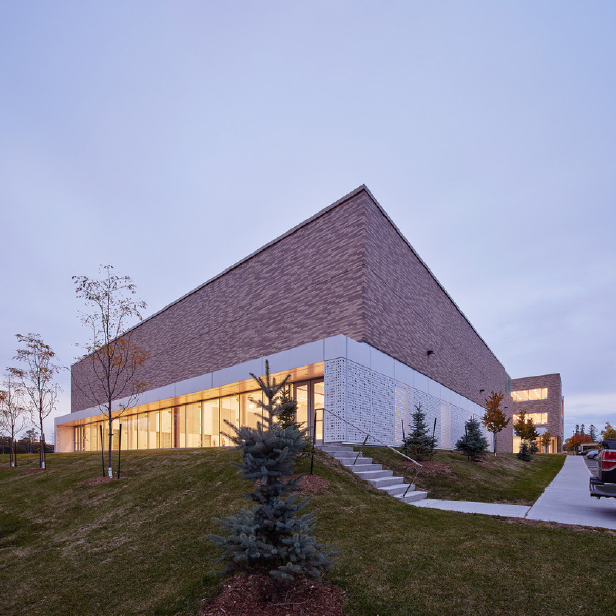 Photo credit: Nanne Springer — Birtz Bastien Beaudoin Laforest + Jodoin Lamarre Pratte architectes in consortium