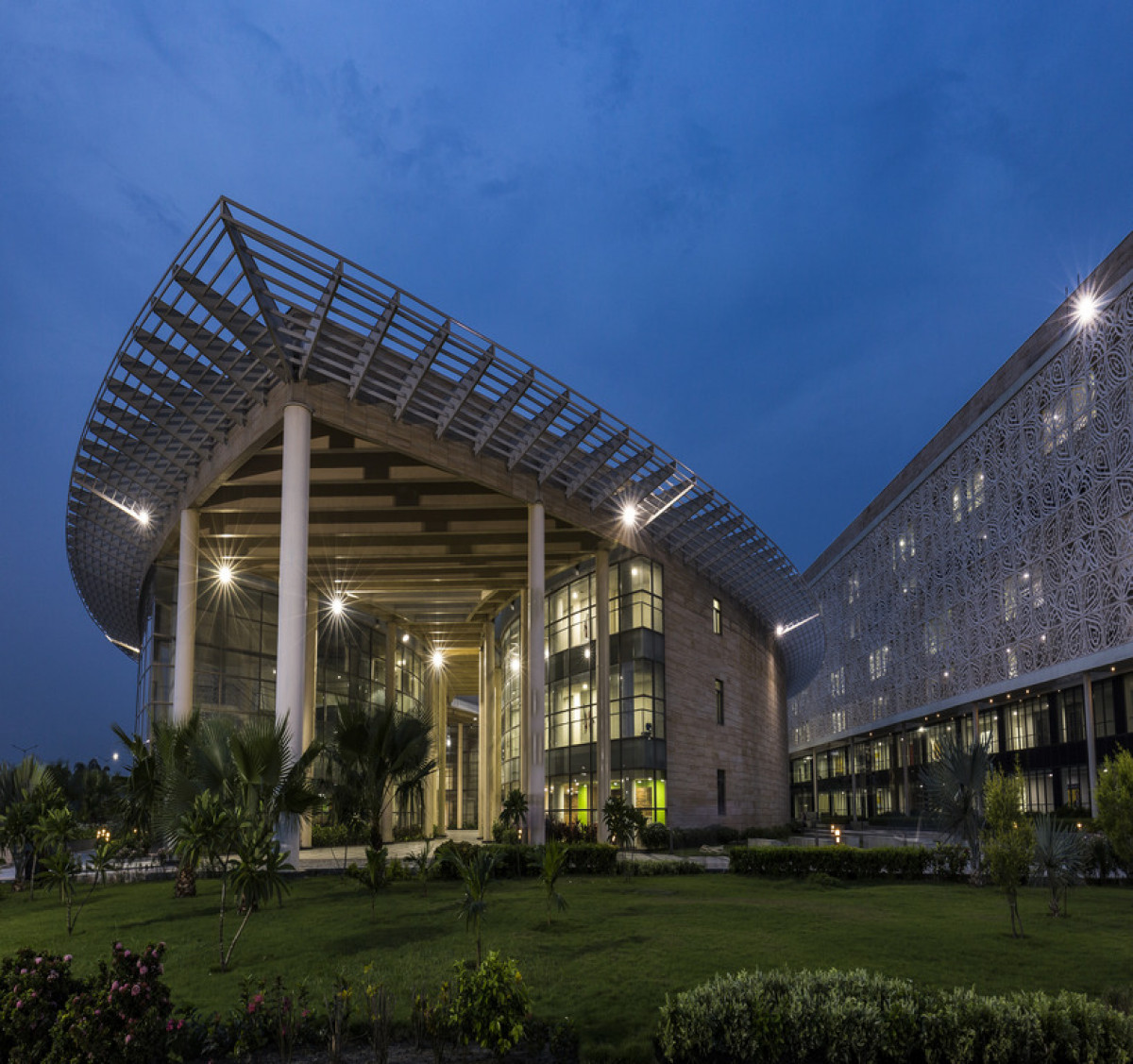 Amity University Kolkata Design Dekko